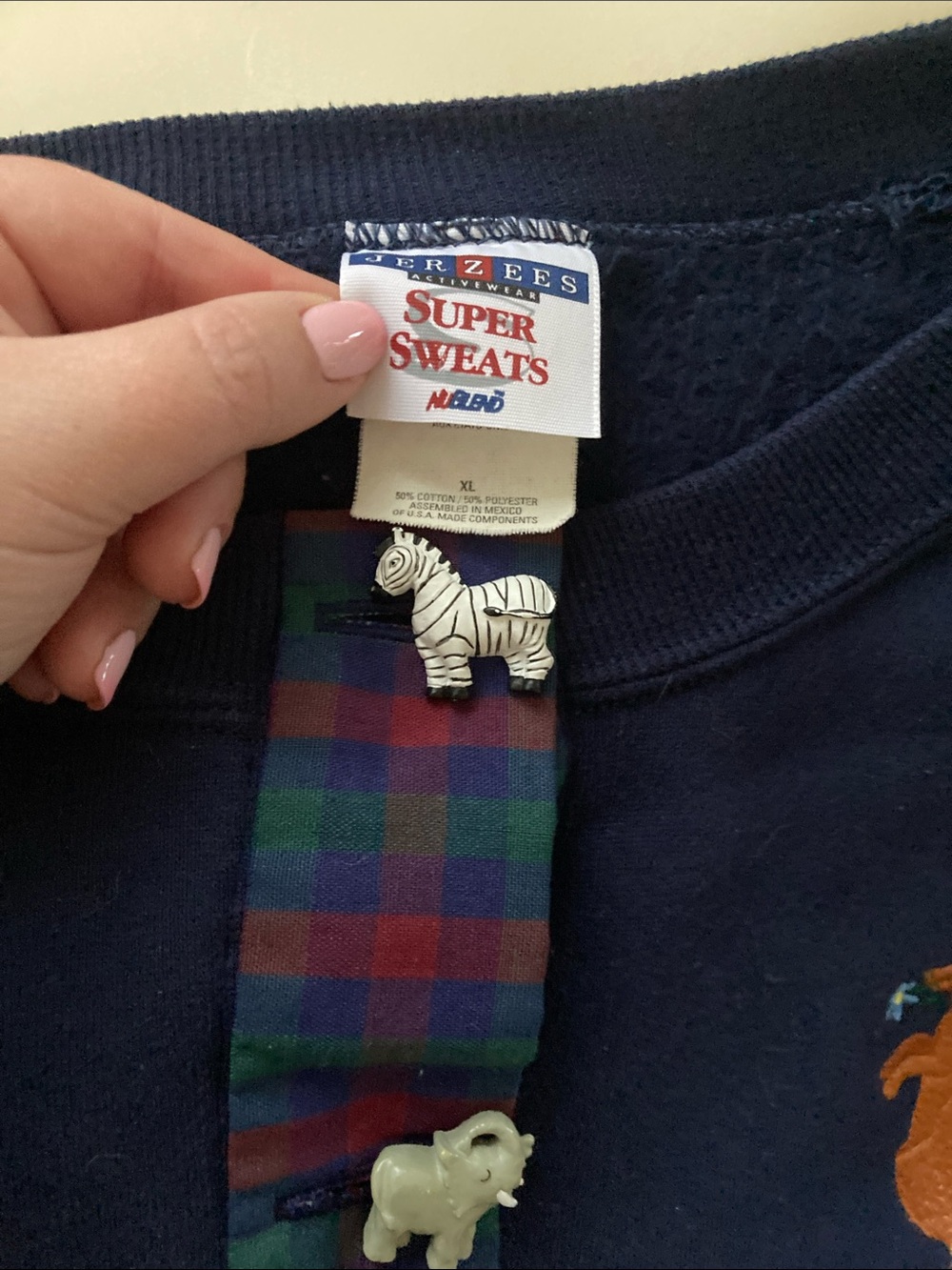VTG Jerzees Super Sweats Y2K Navy Blue Embroidered Sweatshirt Animal Buttons XL - Picture 3 of 10